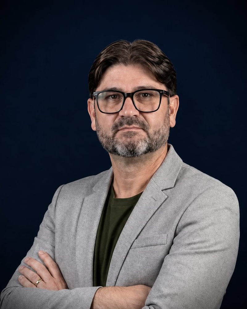 Retrato de Renato Carlyle, Gestão e pessoas da SFERA Soluções Inteligentes